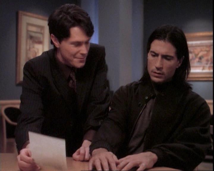Charmed-Online-dot-net_109TheWitchIsBack1404.jpg
