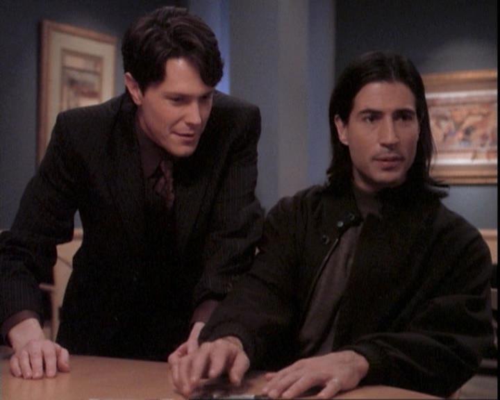 Charmed-Online-dot-net_109TheWitchIsBack1407.jpg