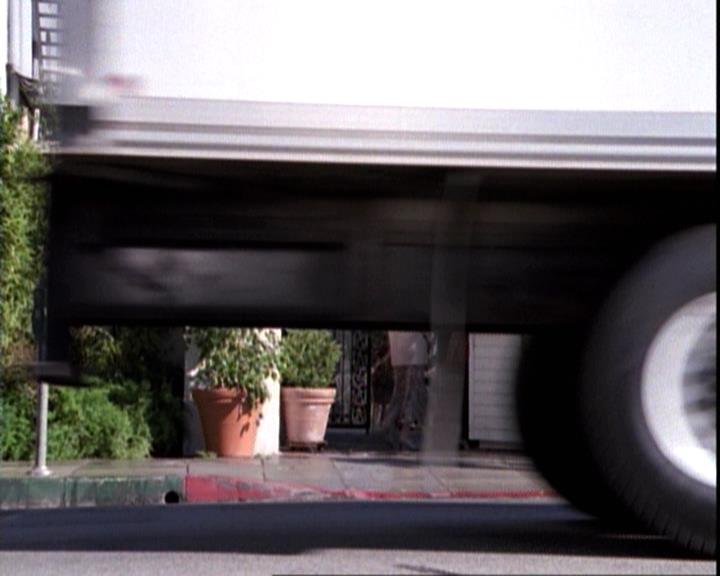 Charmed-Online-dot-net_109TheWitchIsBack1533.jpg