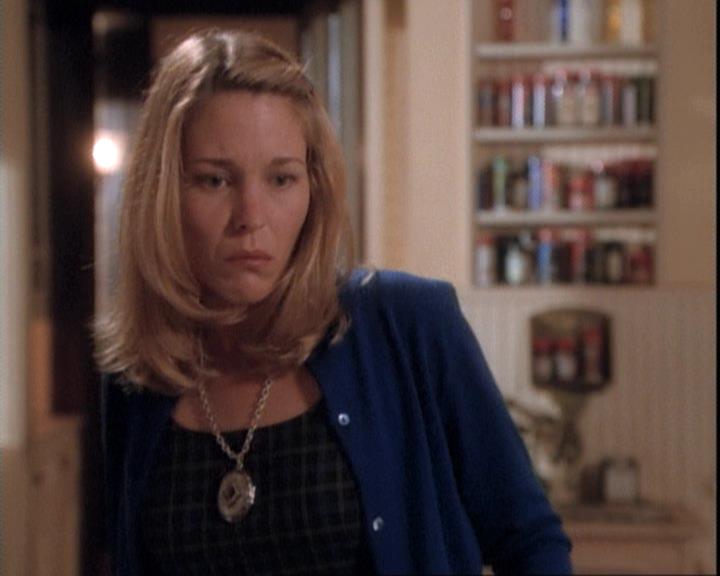 Charmed-Online-dot-net_109TheWitchIsBack1627.jpg