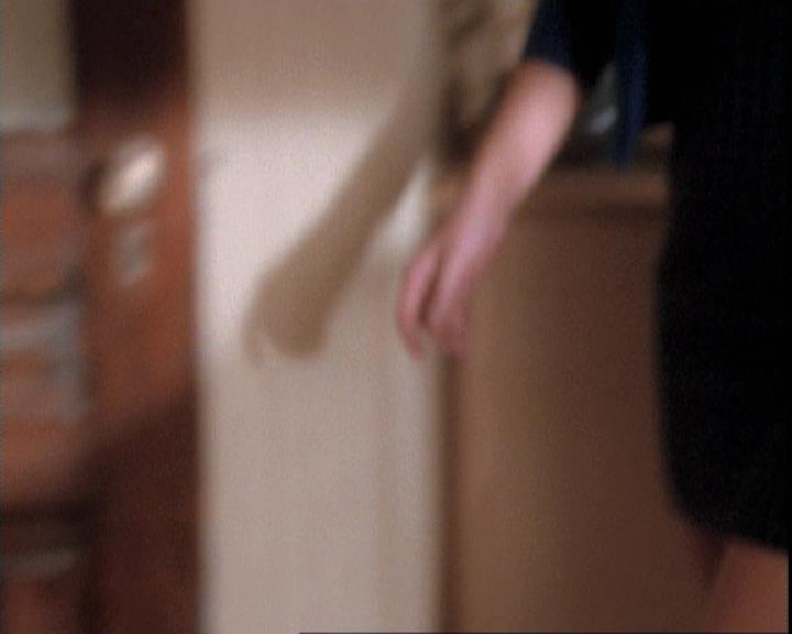 Charmed-Online-dot-net_109TheWitchIsBack1639.jpg
