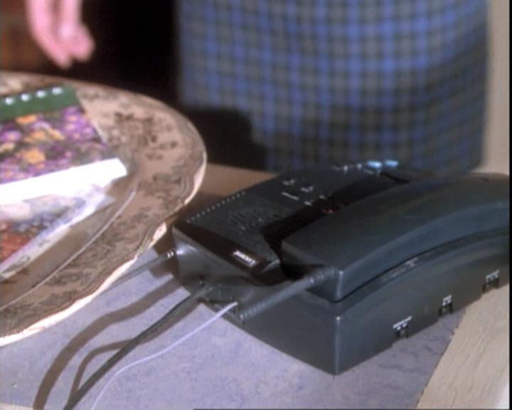 Charmed-Online-dot-net_109TheWitchIsBack1640.jpg