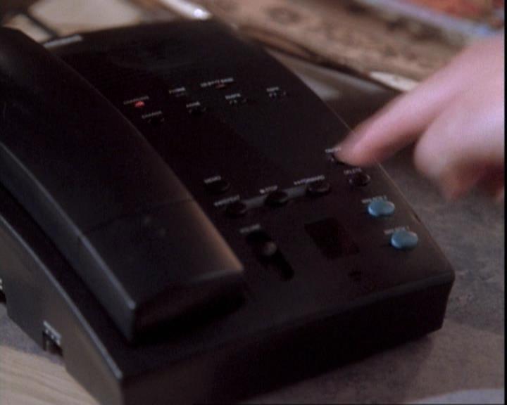 Charmed-Online-dot-net_109TheWitchIsBack1652.jpg