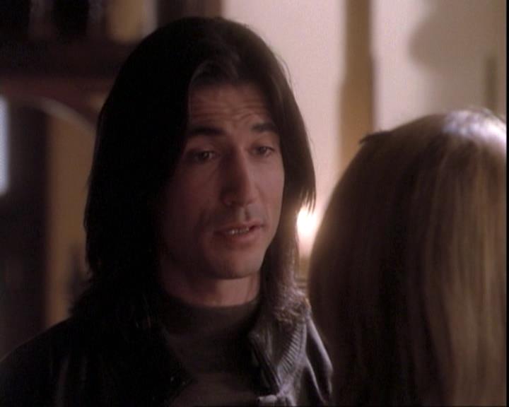 Charmed-Online-dot-net_109TheWitchIsBack1693.jpg