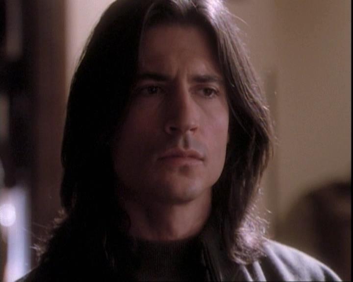 Charmed-Online-dot-net_109TheWitchIsBack1709.jpg