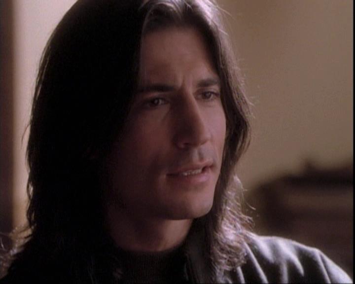 Charmed-Online-dot-net_109TheWitchIsBack1714.jpg