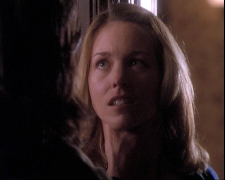 Charmed-Online-dot-net_109TheWitchIsBack1722.jpg