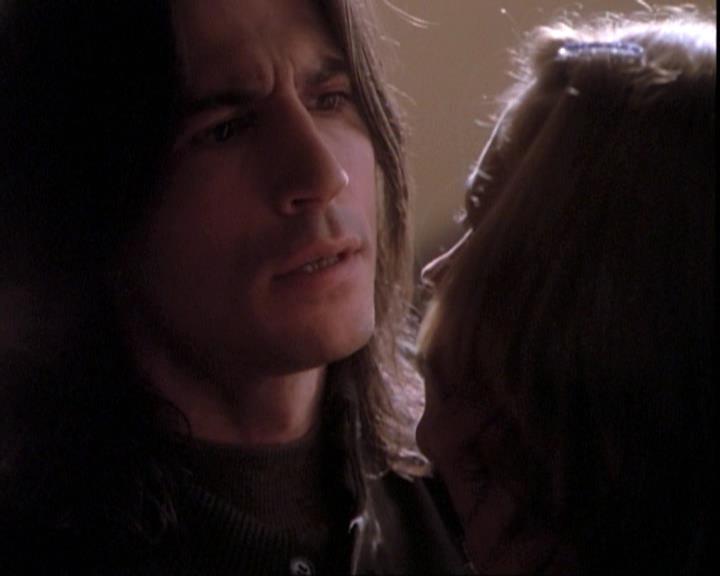 Charmed-Online-dot-net_109TheWitchIsBack1733.jpg