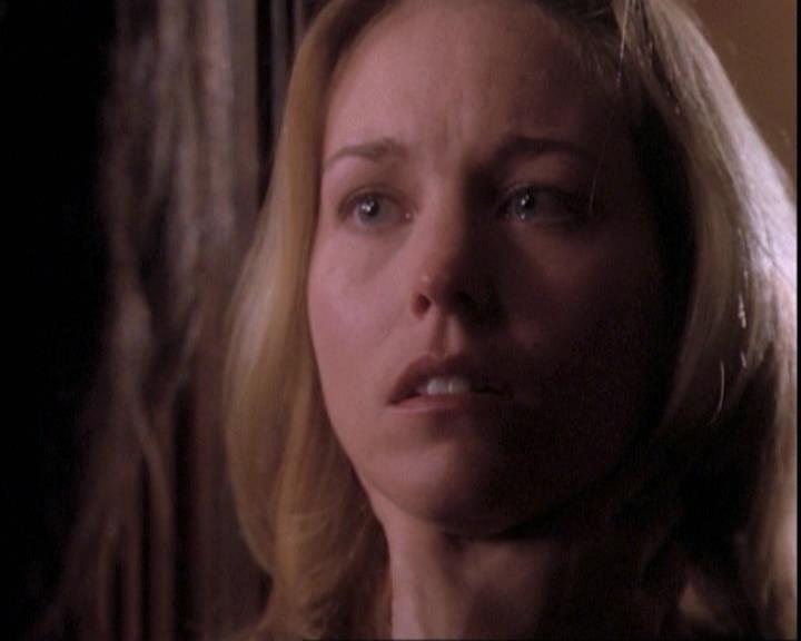 Charmed-Online-dot-net_109TheWitchIsBack1754.jpg