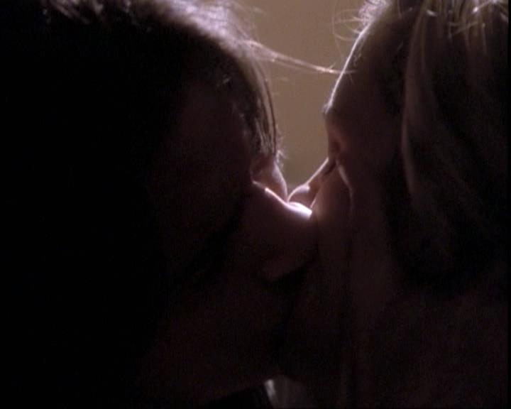 Charmed-Online-dot-net_109TheWitchIsBack1756.jpg