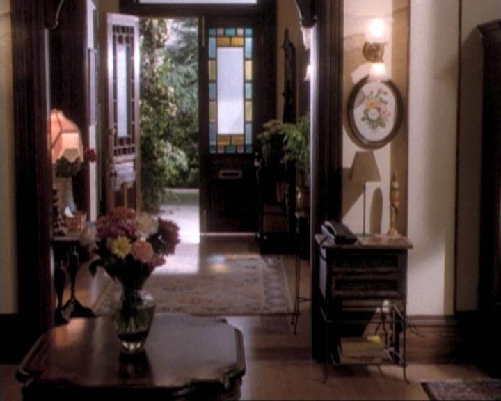 Charmed-Online-dot-net_109TheWitchIsBack1769.jpg