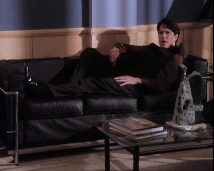 Charmed-Online-dot-net_109TheWitchIsBack1786.jpg