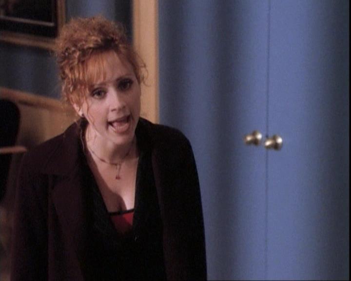 Charmed-Online-dot-net_109TheWitchIsBack1797.jpg