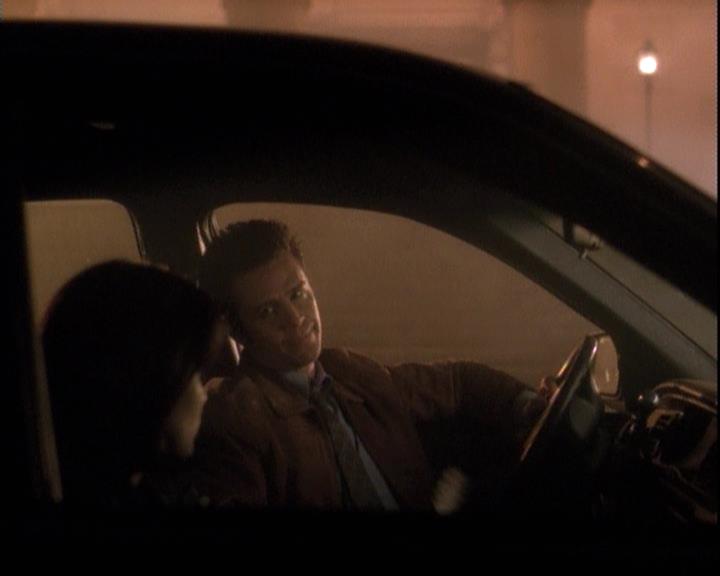 Charmed-Online-dot-net_109TheWitchIsBack1945.jpg Charmed-Online-dot-net_109TheWitchIsBack1945.jpg