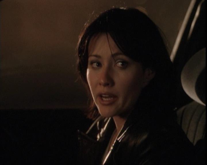 Charmed-Online-dot-net_109TheWitchIsBack1947.jpg Charmed-Online-dot-net_109TheWitchIsBack1947.jpg