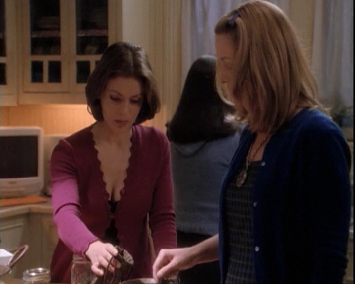 Charmed-Online-dot-net_109TheWitchIsBack2008.jpg