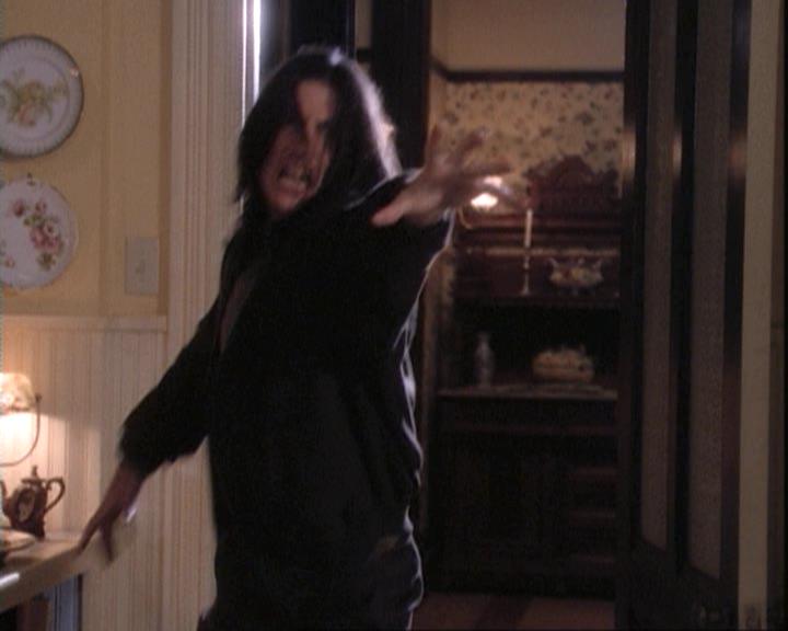 Charmed-Online-dot-net_109TheWitchIsBack2069.jpg Charmed-Online-dot-net_109TheWitchIsBack2069.jpg