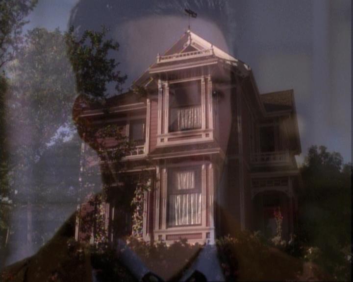 Charmed-Online-dot-net_109TheWitchIsBack2174.jpg