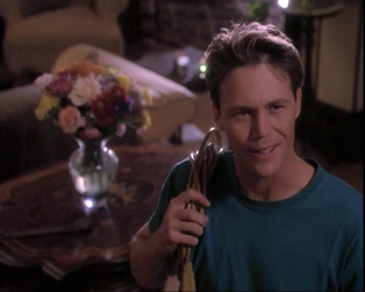 Charmed-Online-dot-net_109TheWitchIsBack2179.jpg