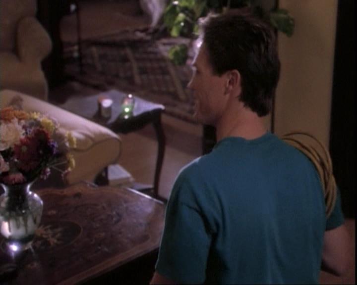 Charmed-Online-dot-net_109TheWitchIsBack2192.jpg