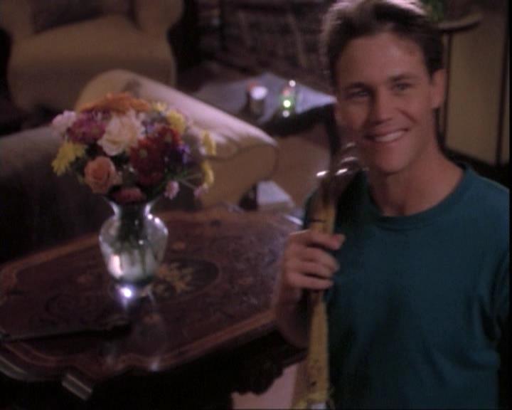 Charmed-Online-dot-net_109TheWitchIsBack2204.jpg