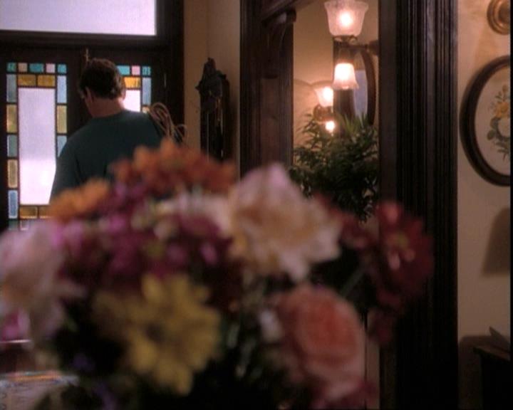 Charmed-Online-dot-net_109TheWitchIsBack2206.jpg