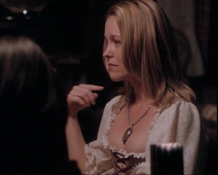 Charmed-Online-dot-net_109TheWitchIsBack2286.jpg