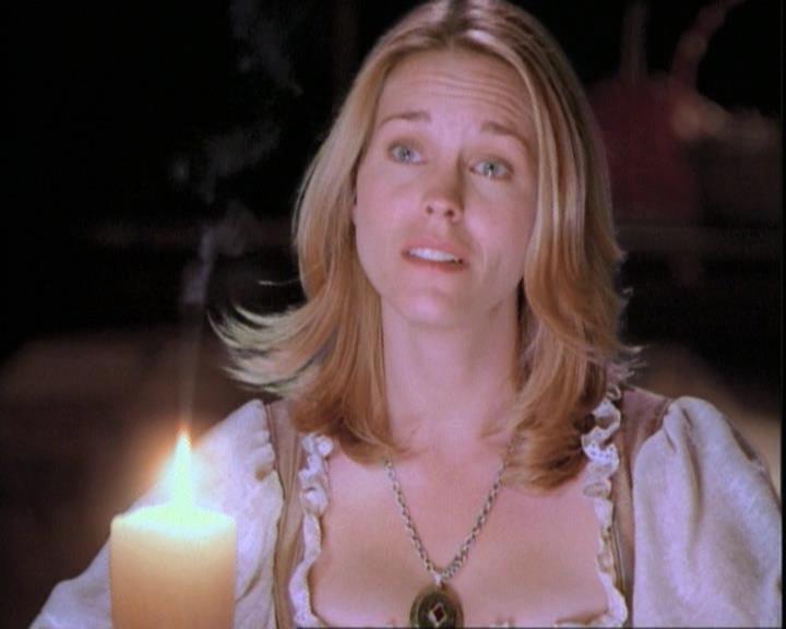 Charmed-Online-dot-net_109TheWitchIsBack2302.jpg