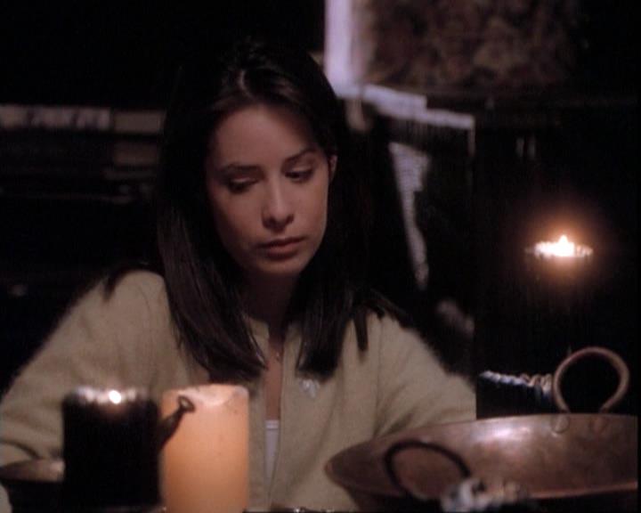 Charmed-Online-dot-net_109TheWitchIsBack2309.jpg Charmed-Online-dot-net_109TheWitchIsBack2309.jpg