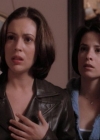 Charmed-Online-dot-net_109TheWitchIsBack1841.jpg