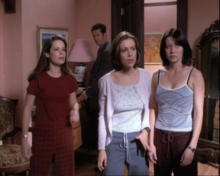 Charmed-Online-dot-net_110WiccaEnvy0823.jpg