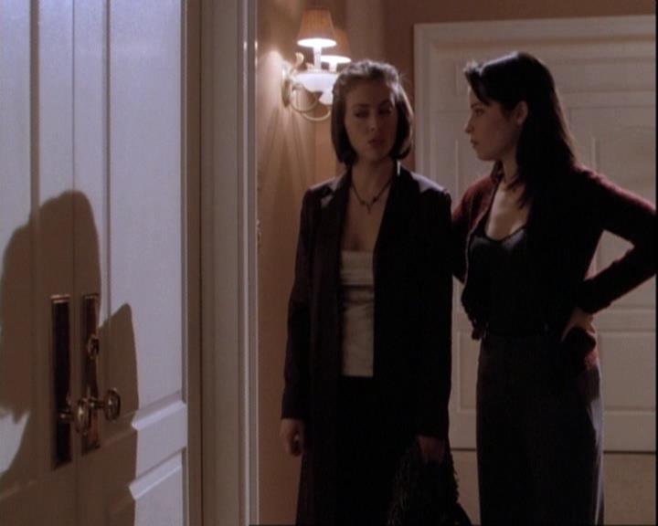 Charmed-Online-dot-net_110WiccaEnvy1553.jpg