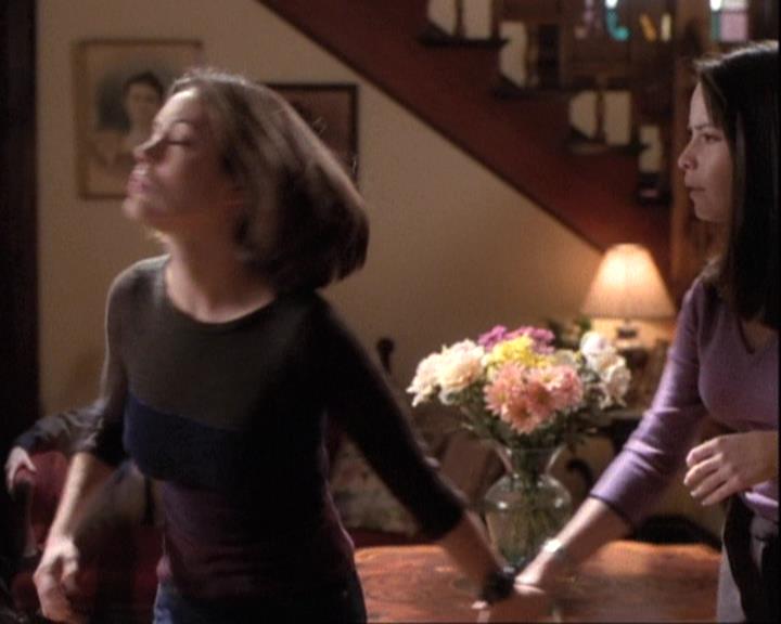 Charmed-Online-dot-net_110WiccaEnvy1707.jpg