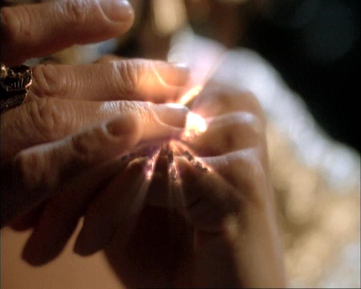 Charmed-Online-dot-net_111FeatsOfClay0103.jpg