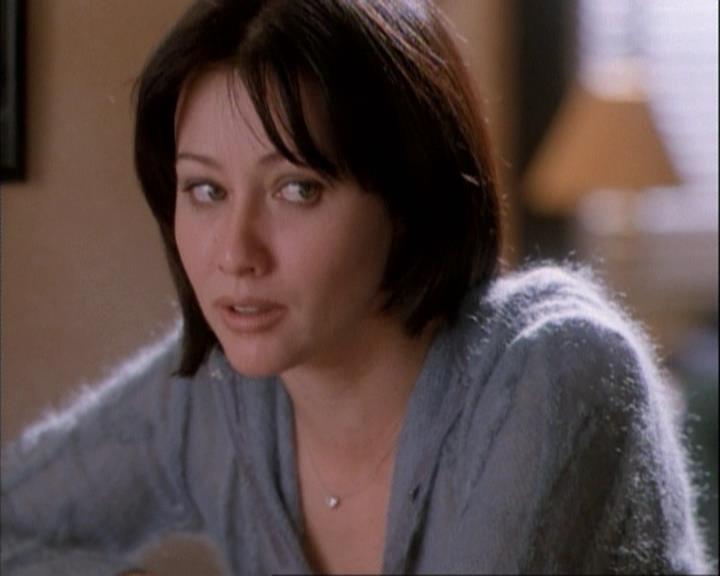 Charmed-Online-dot-net_111FeatsOfClay0312.jpg