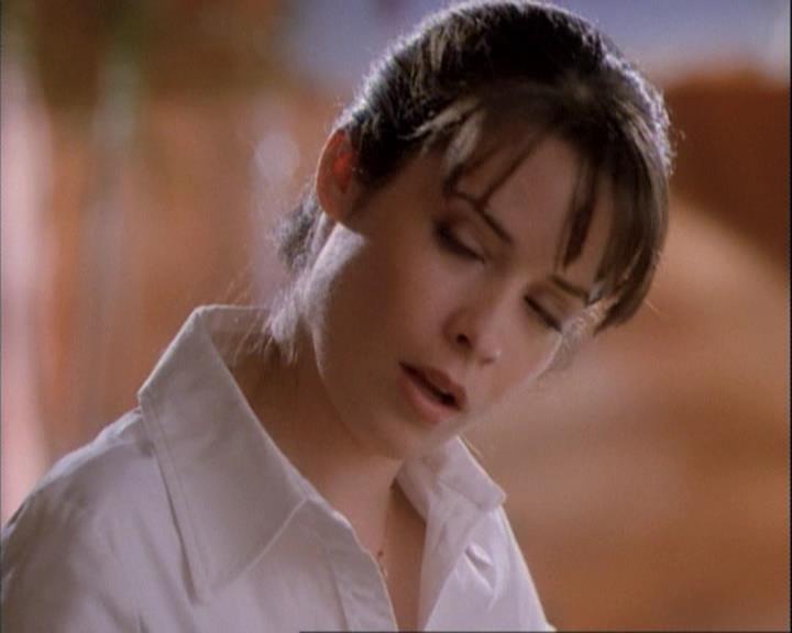 Charmed-Online-dot-net_111FeatsOfClay0315.jpg