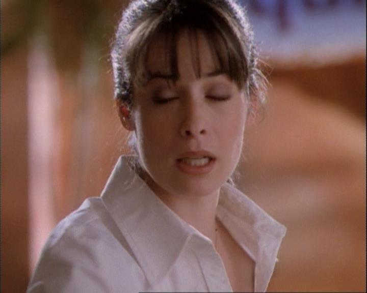 Charmed-Online-dot-net_111FeatsOfClay0334.jpg
