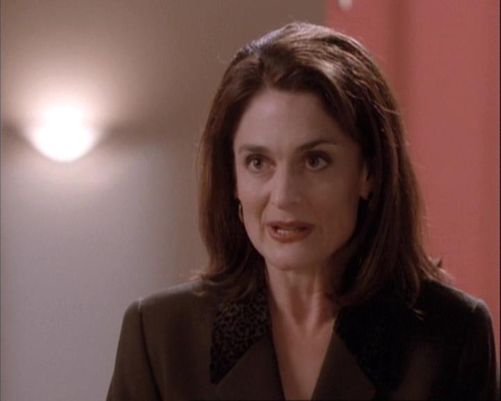 Charmed-Online-dot-net_111FeatsOfClay0585.jpg