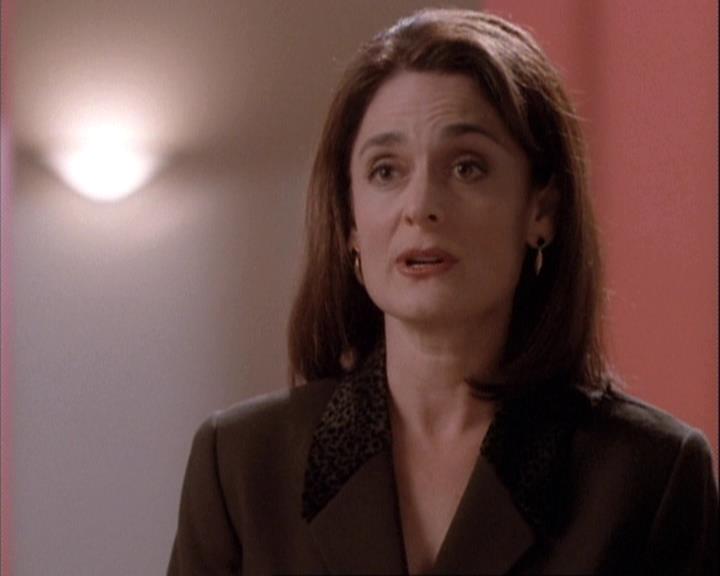 Charmed-Online-dot-net_111FeatsOfClay0602.jpg