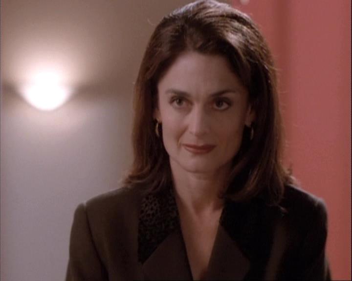 Charmed-Online-dot-net_111FeatsOfClay0604.jpg Charmed-Online-dot-net_111FeatsOfClay0604.jpg