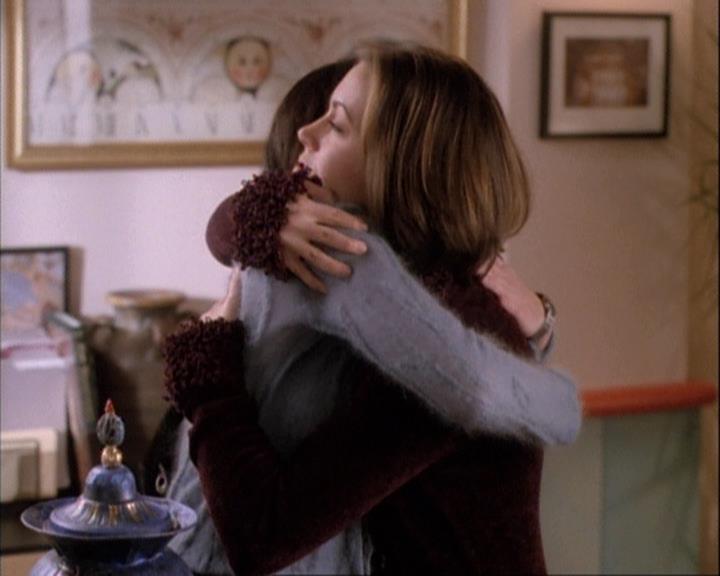 Charmed-Online-dot-net_111FeatsOfClay0664.jpg