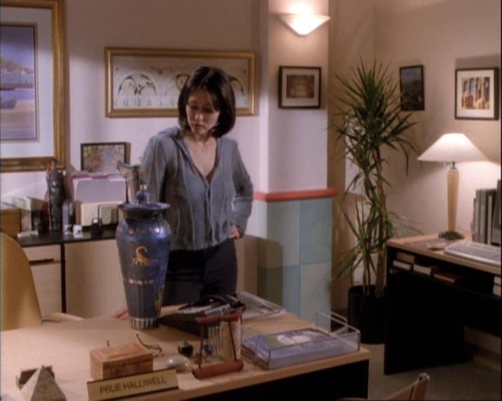 Charmed-Online-dot-net_111FeatsOfClay0672.jpg Charmed-Online-dot-net_111FeatsOfClay0672.jpg