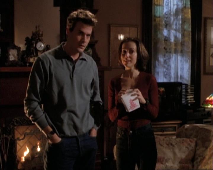 Charmed-Online-dot-net_111FeatsOfClay0983.jpg Charmed-Online-dot-net_111FeatsOfClay0983.jpg