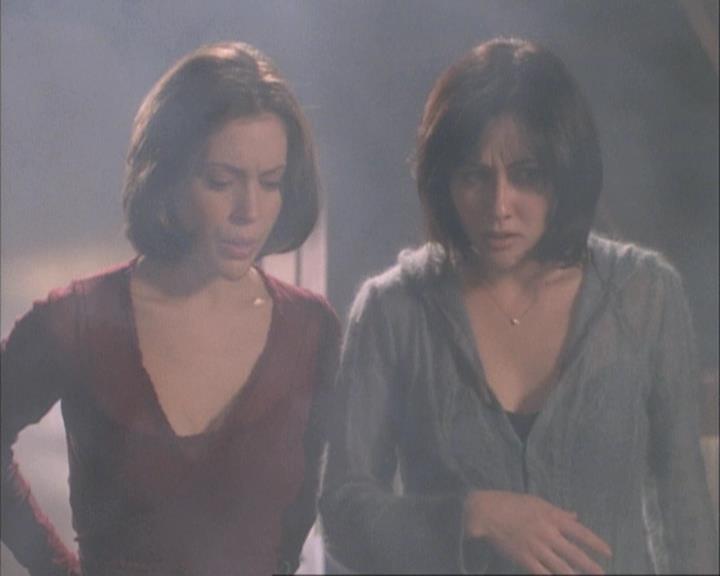 Charmed-Online-dot-net_111FeatsOfClay1045.jpg