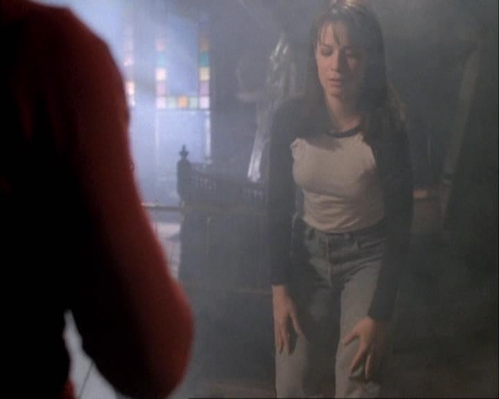 Charmed-Online-dot-net_111FeatsOfClay1049.jpg
