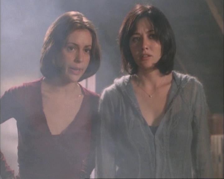 Charmed-Online-dot-net_111FeatsOfClay1055.jpg