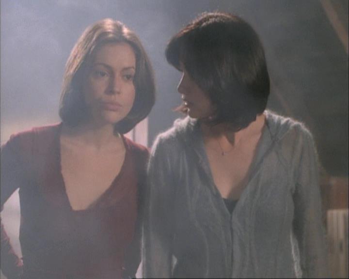 Charmed-Online-dot-net_111FeatsOfClay1057.jpg