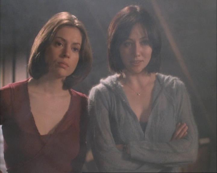 Charmed-Online-dot-net_111FeatsOfClay1072.jpg