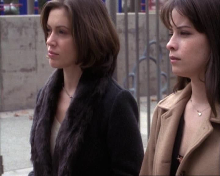 Charmed-Online-dot-net_111FeatsOfClay1264.jpg