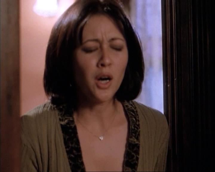 Charmed-Online-dot-net_111FeatsOfClay1522.jpg